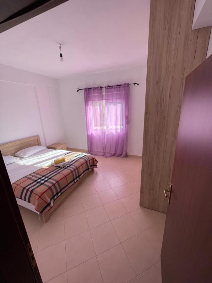 L.t. 5th Street Apartament *