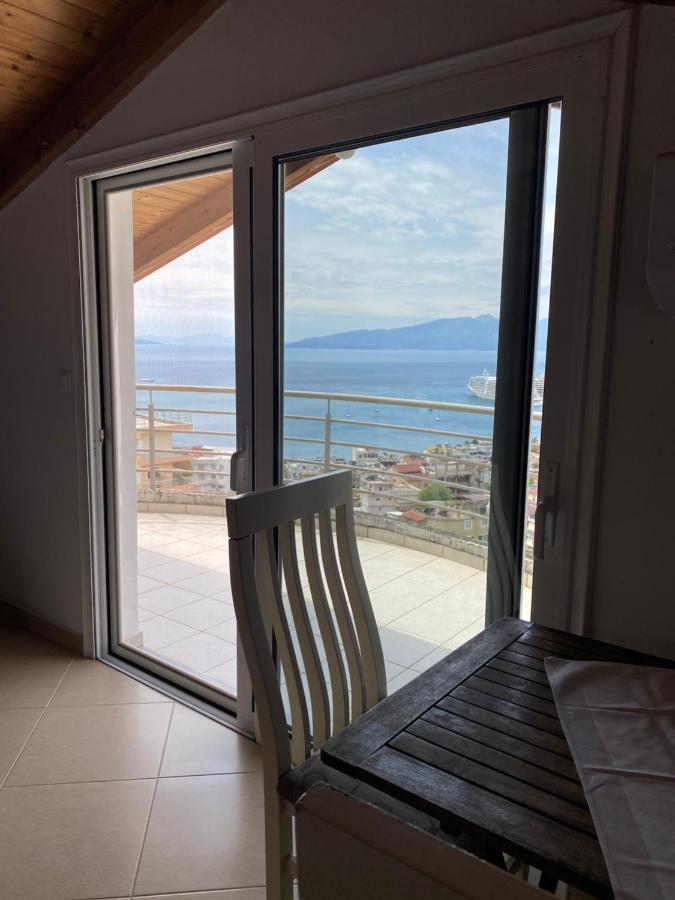 L.t. 5th Street * Saranda