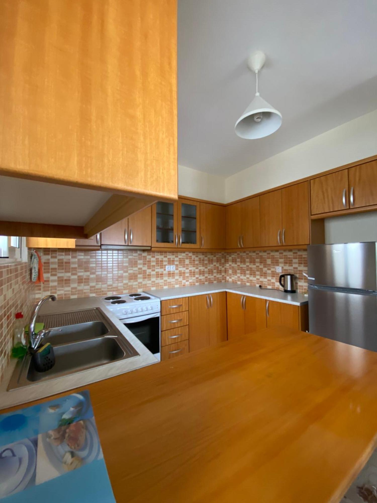 L.t. 5th Street Apartment *